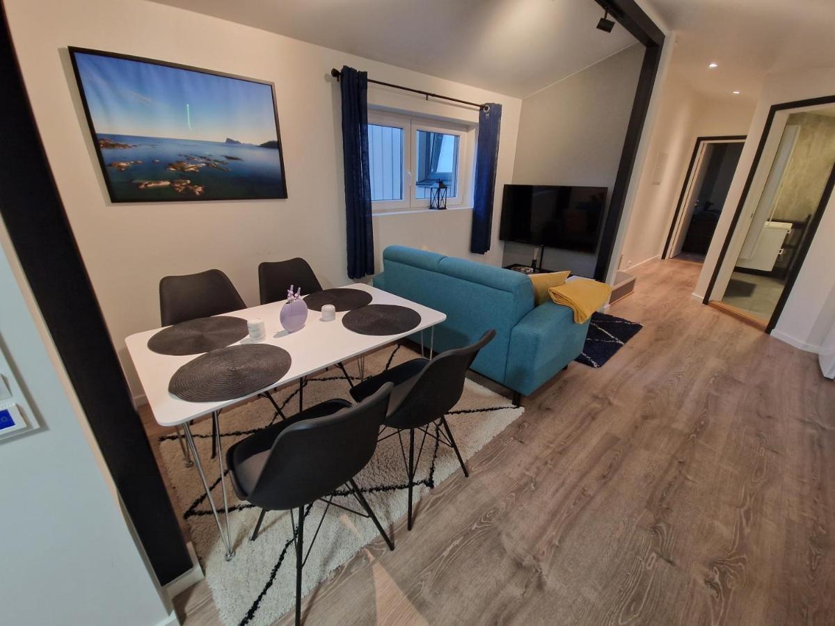 Northern Living 2 Room With Shared Bathroom Tromso Exterior photo